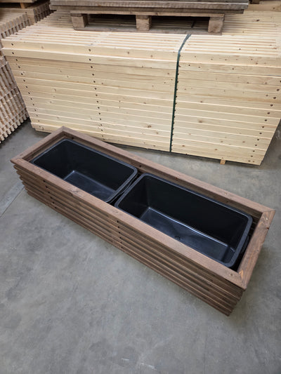 Udstillingsmodel: Plantekasse 170 cm | 7 Lægter | Brunbejdset