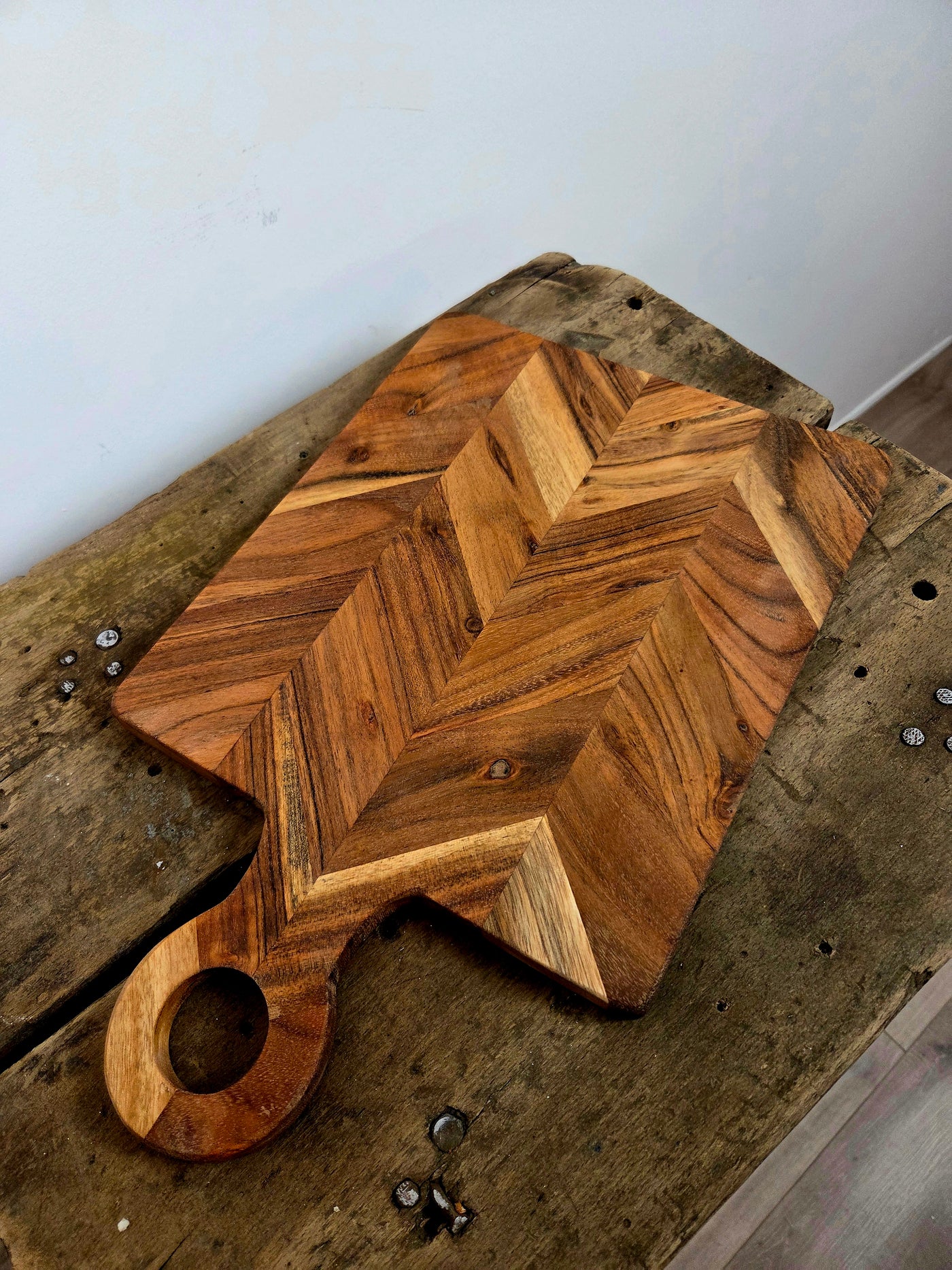 Serveringsbræt i Olieret Akacietræ