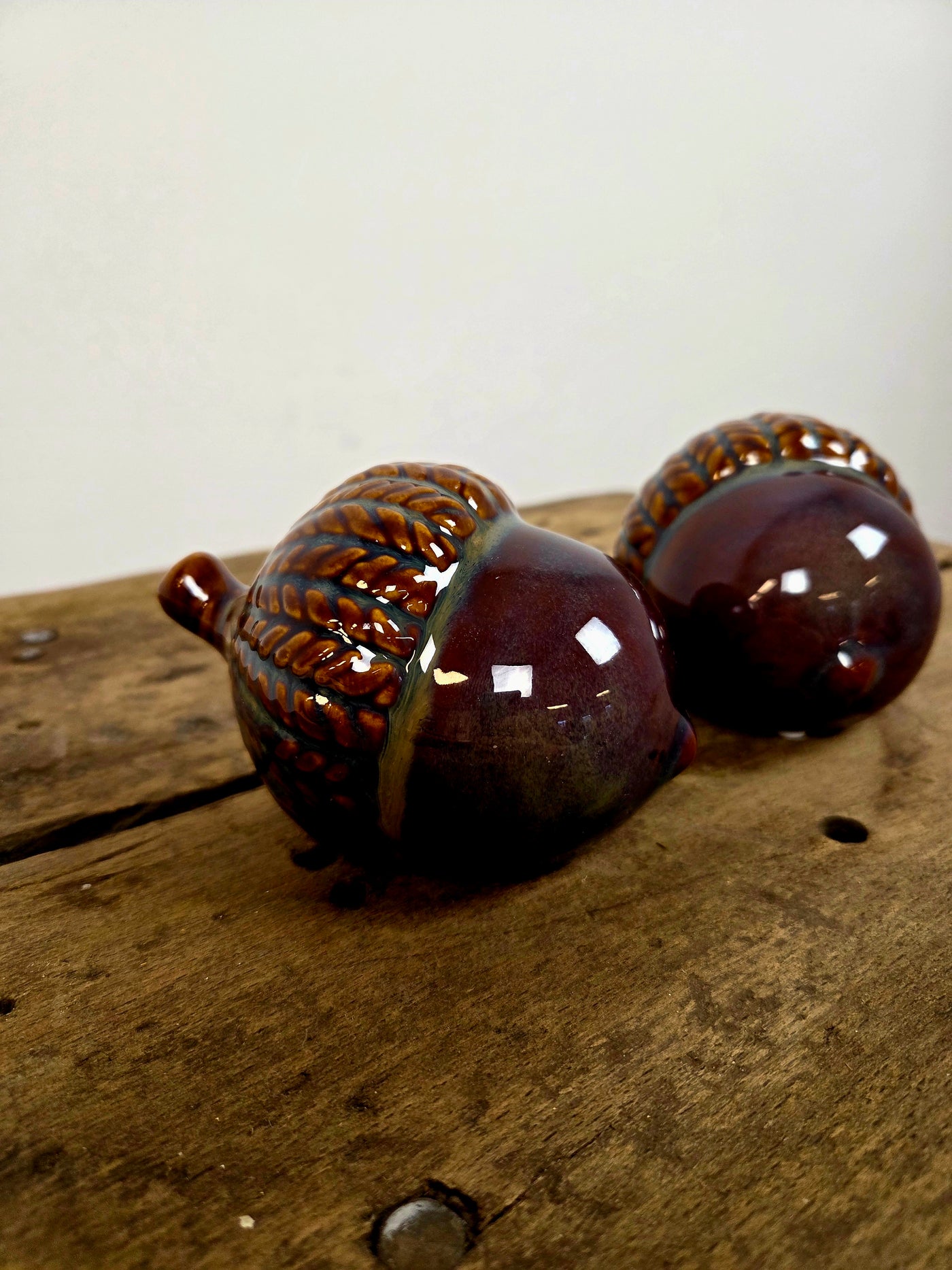 Dekorations Agern, Keramisk