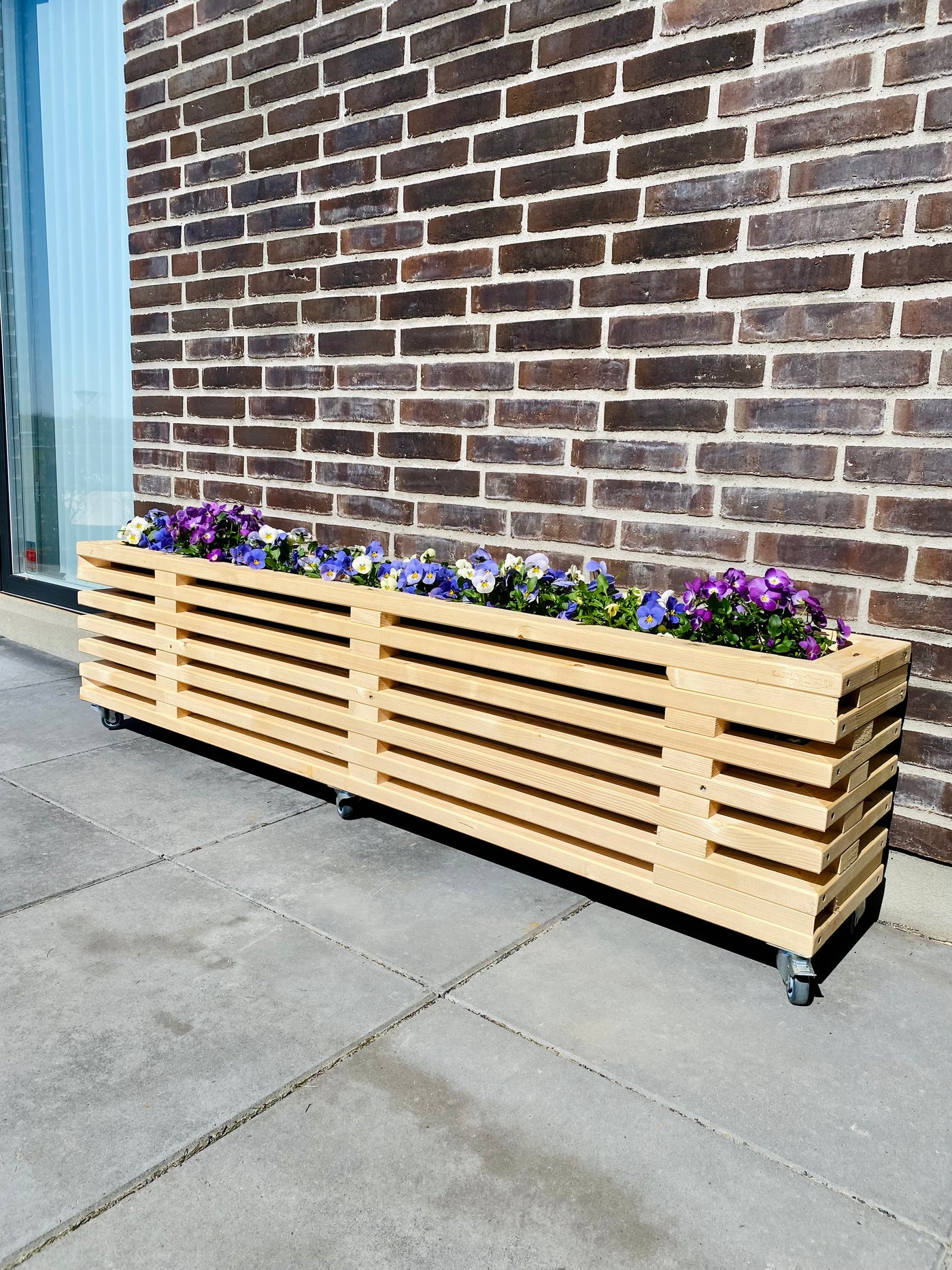 Blomsterkasse af Traller | Nye Traller