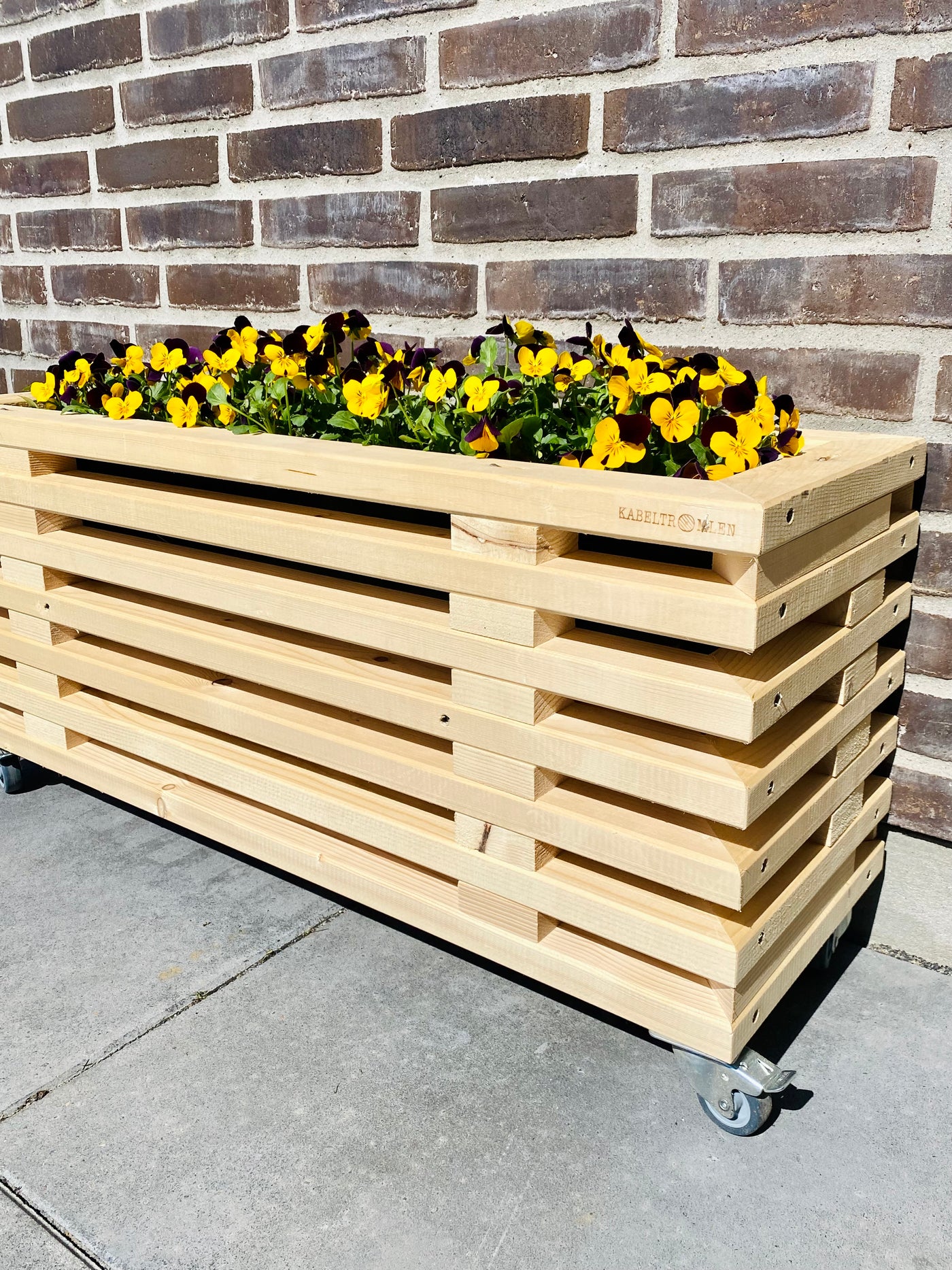 Blomsterkasse af Traller | Nye Traller