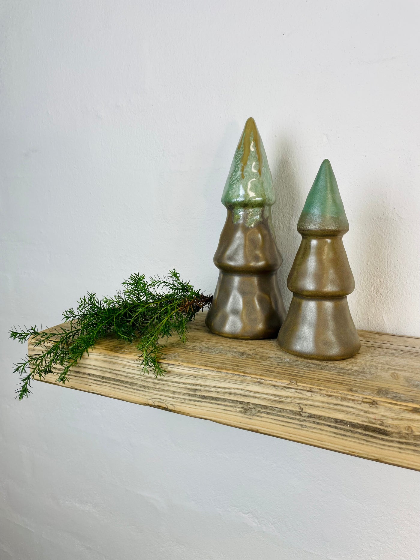 Små porcelæn juletræer fra 2Have